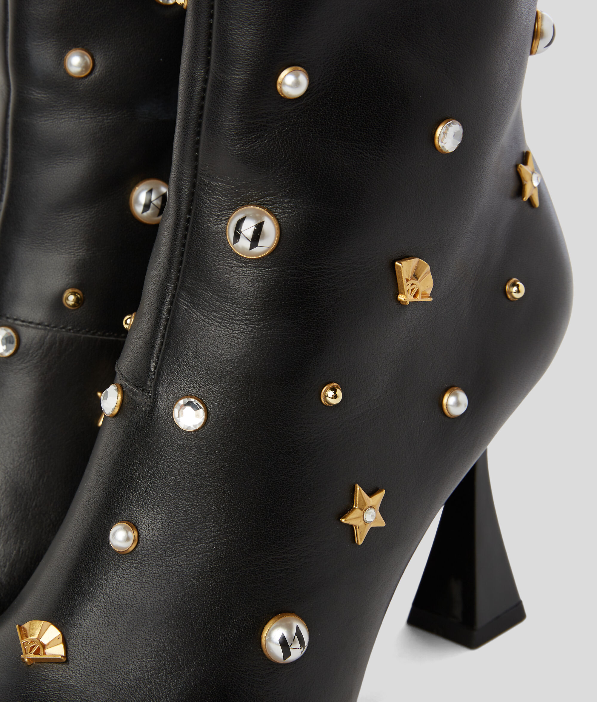 (image for) Unique Significance DEBUT II Karl Charms Boots